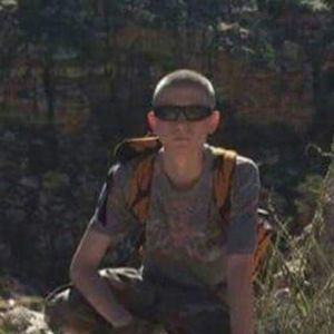 Meet your Posher, Kenneth